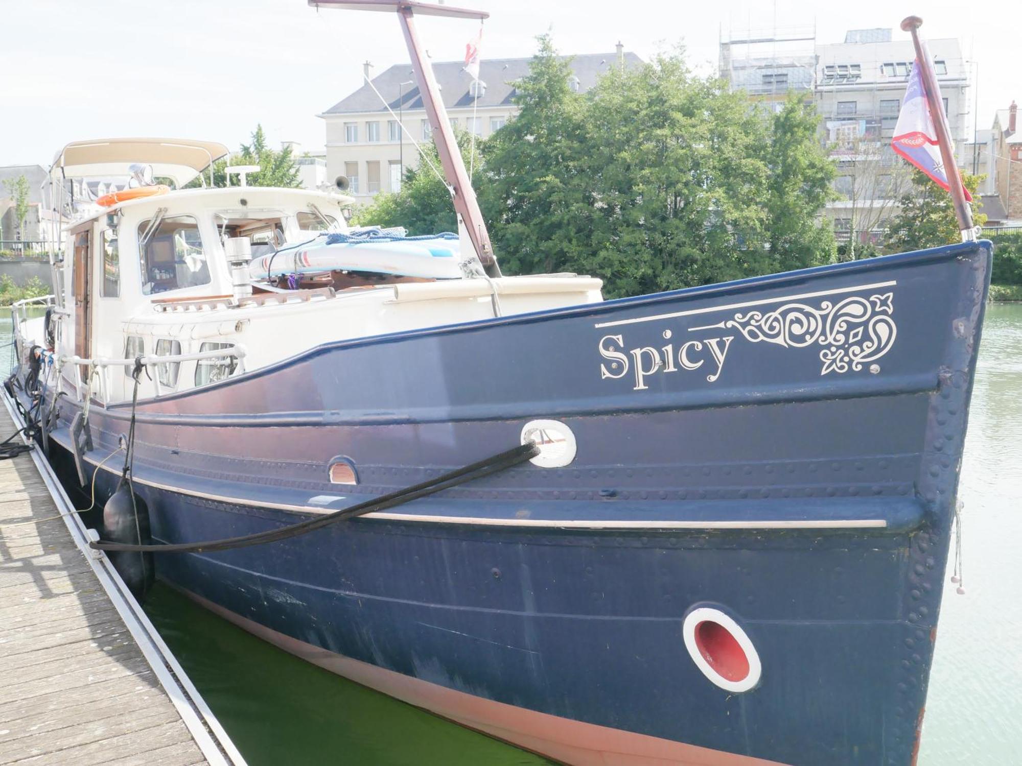 Spicy - Sejour Insolite Sur La Marne Meaux Exteriér fotografie